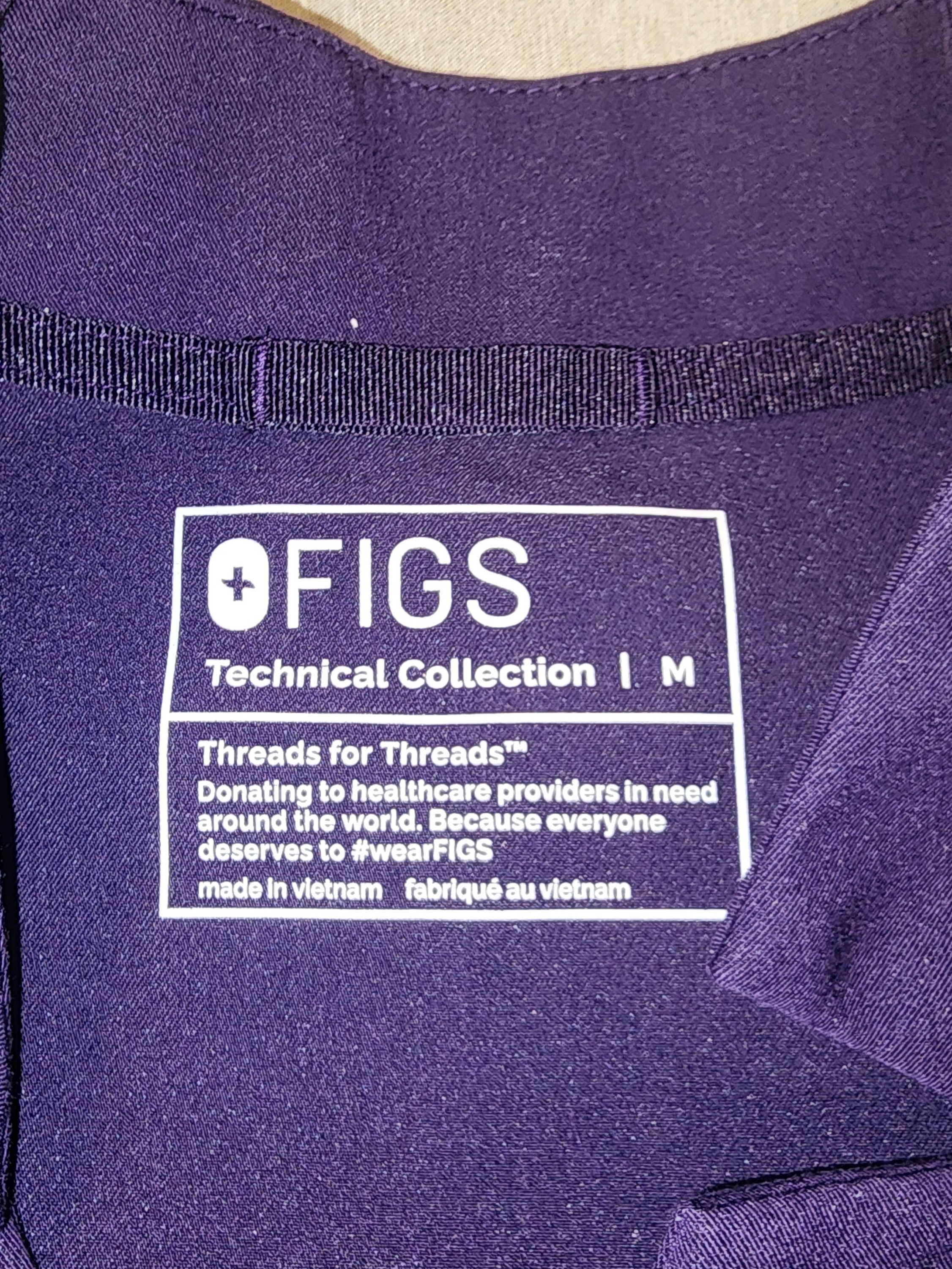 Figs Technical Collection Top In Deep Purple